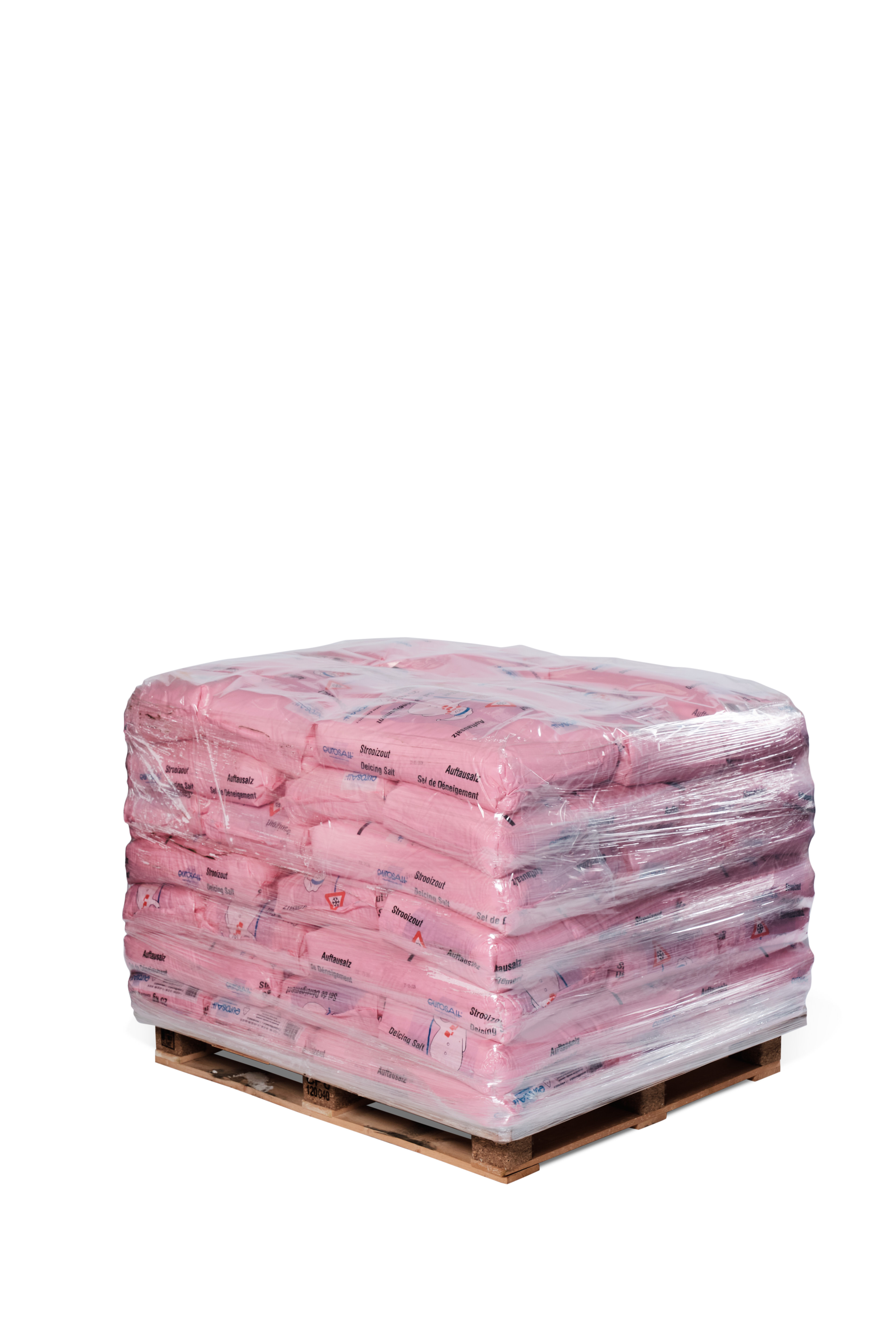 Deicing road salt 25kg bags on Europallet